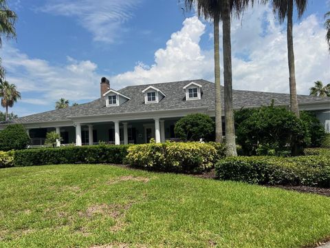 A home in NORTH PORT