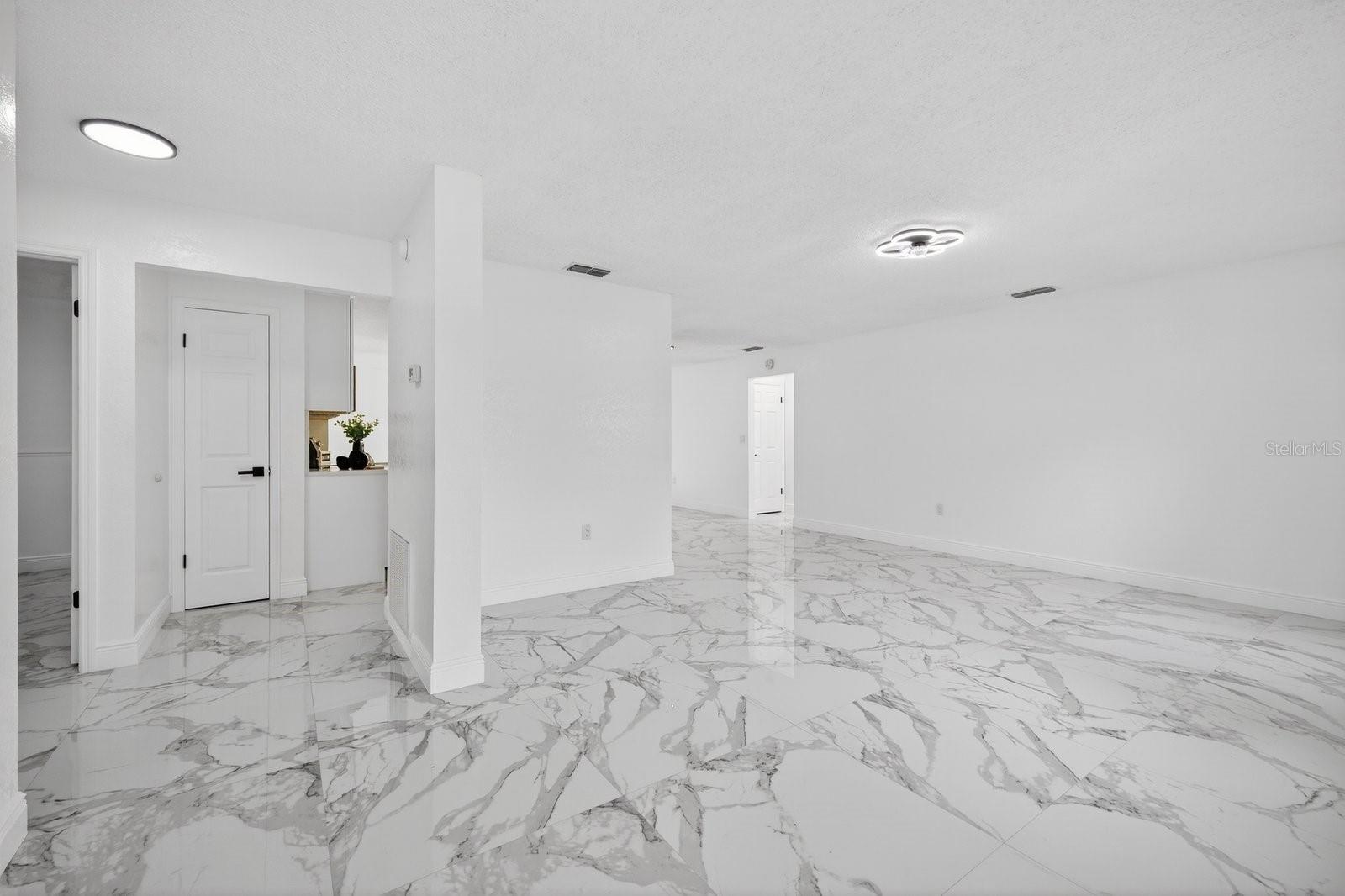 SPRING HILL - Residential