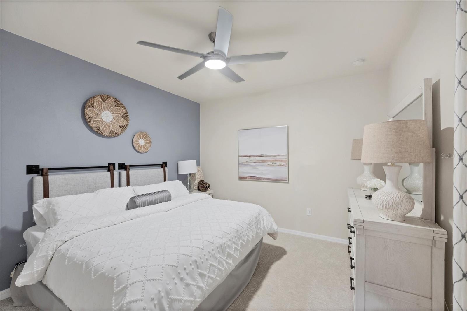 LAKEWOOD NATIONAL - Residential Lease