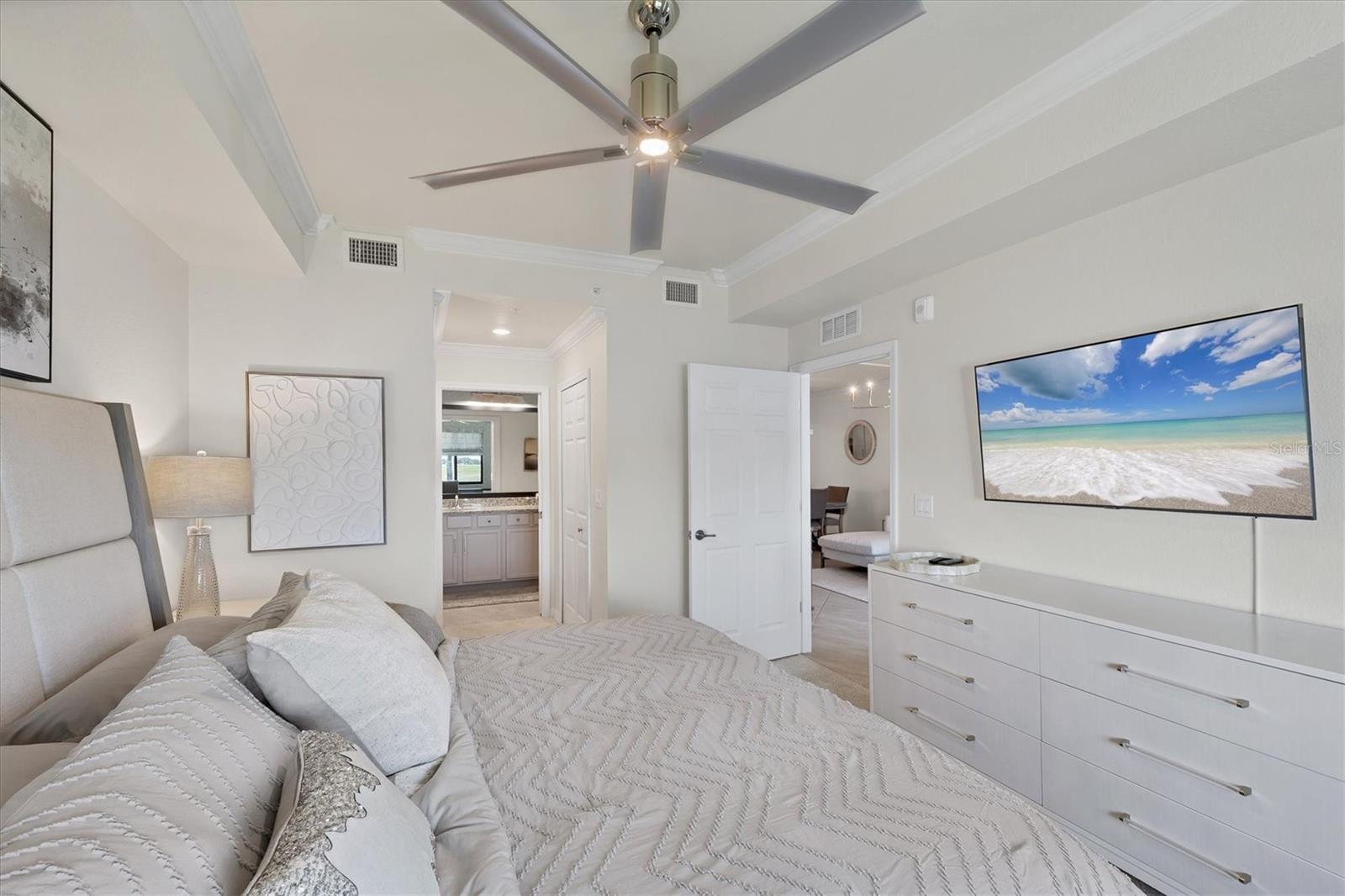 LAKEWOOD NATIONAL - Residential Lease