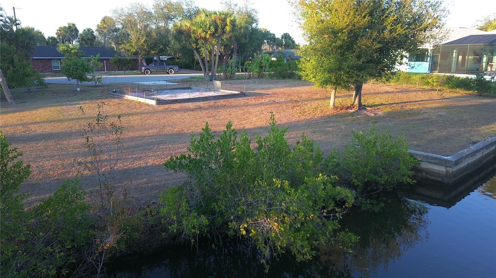 ALLAPATCHEE SHORES - Land