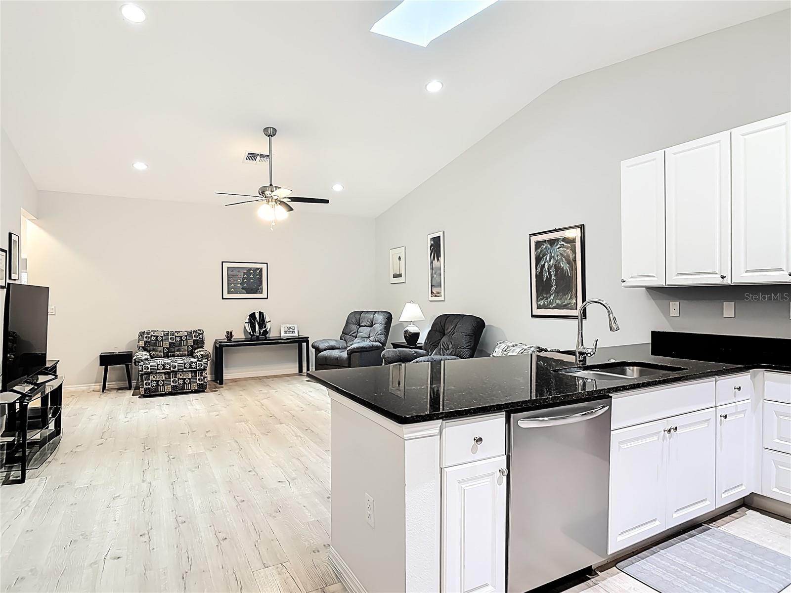 CARRIAGE HOMES - Residential