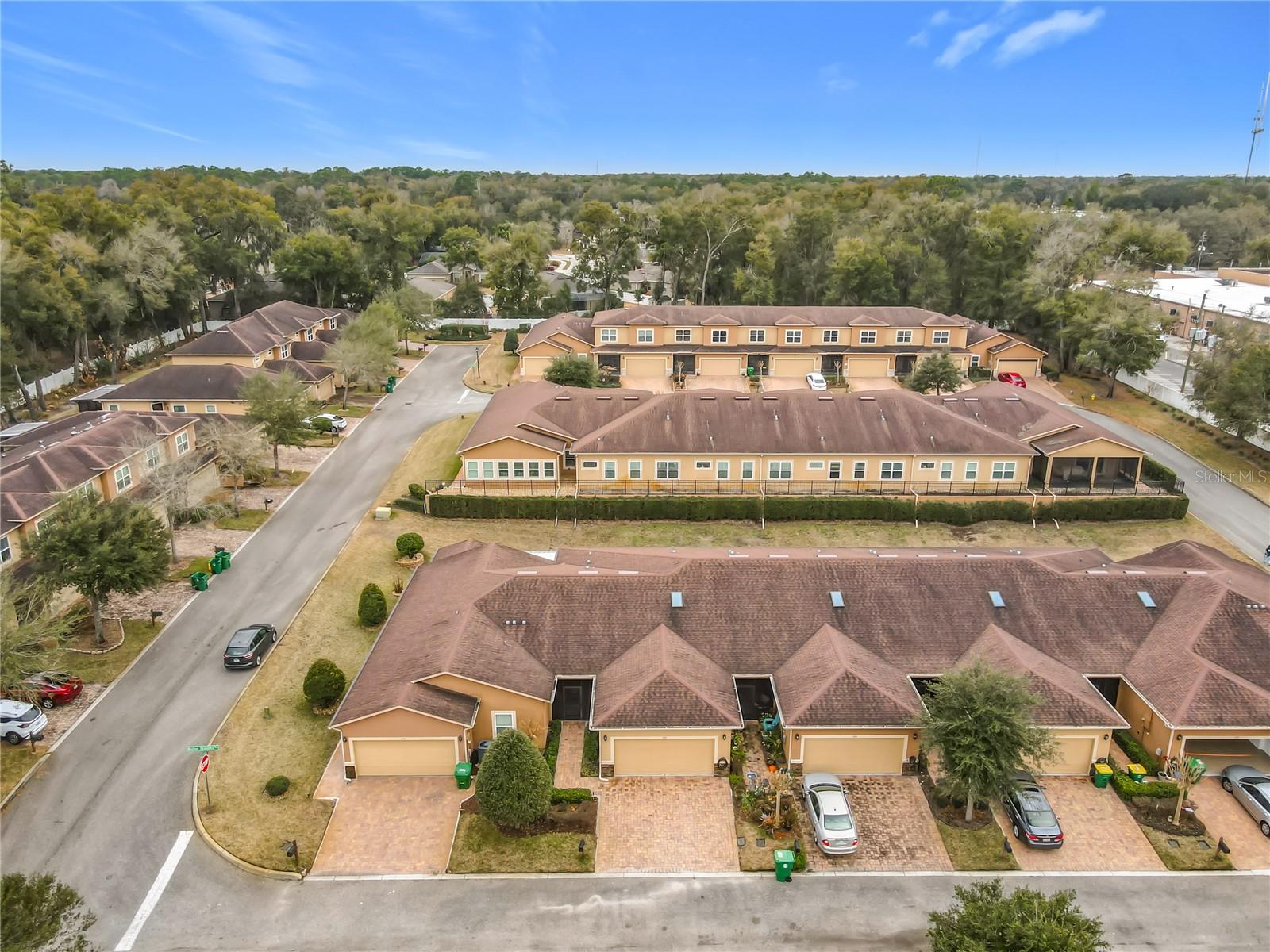 CARRIAGE HOMES - Residential