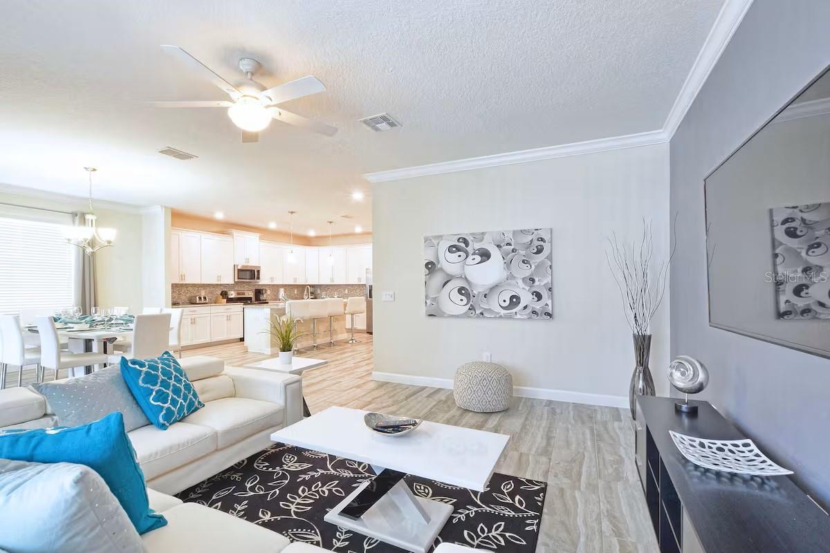 STOREY LAKE - Residential