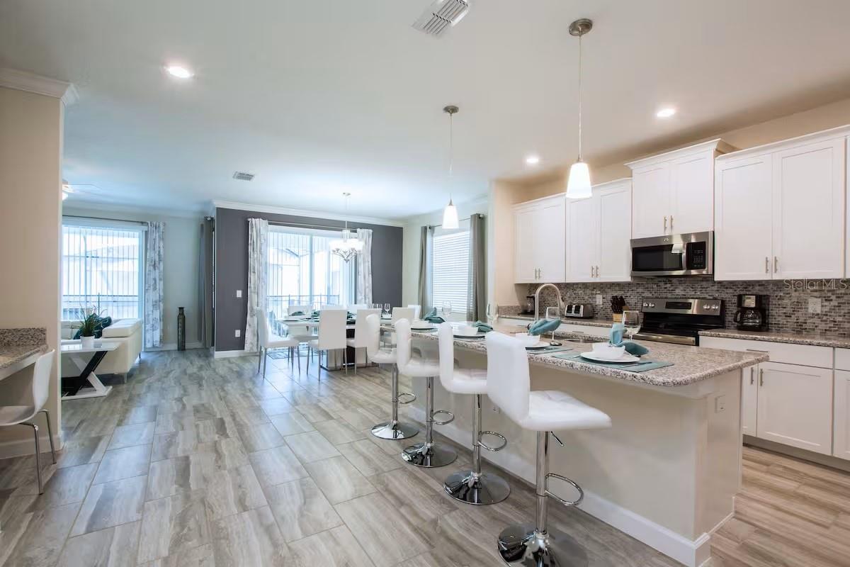 4718 KINGS CASTLE CIRCLE