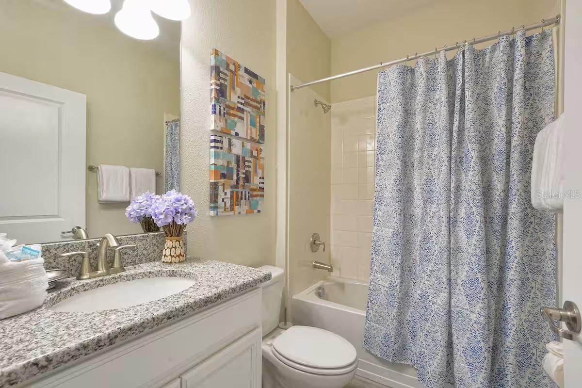 STOREY LAKE - Residential