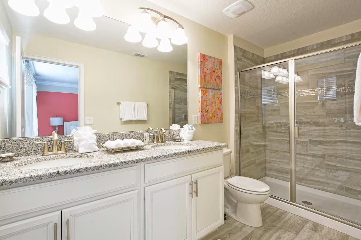 STOREY LAKE - Residential