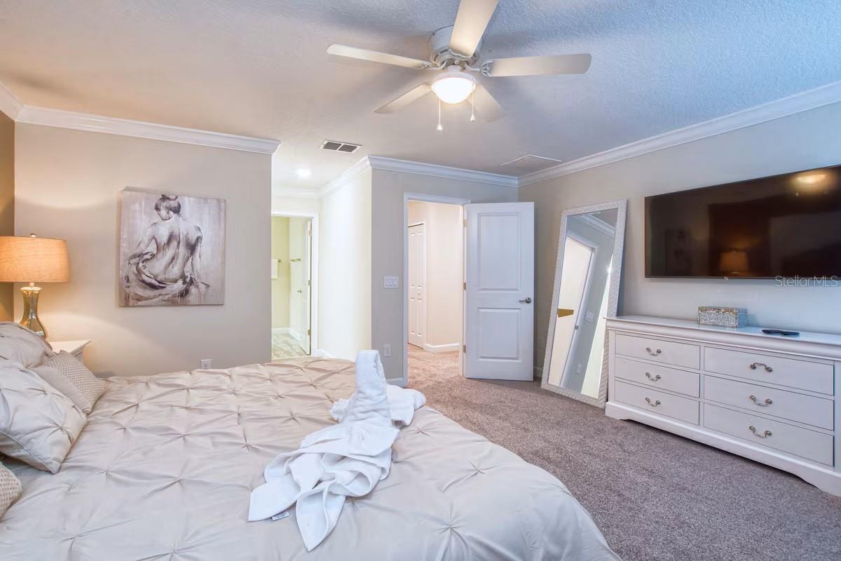 STOREY LAKE - Residential