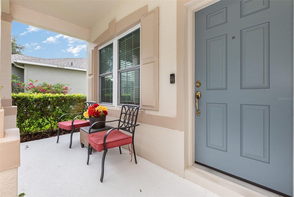 Photo of 6308 Bridgevista Drive, Lithia, FL 33547 (MLS # TB8426943)