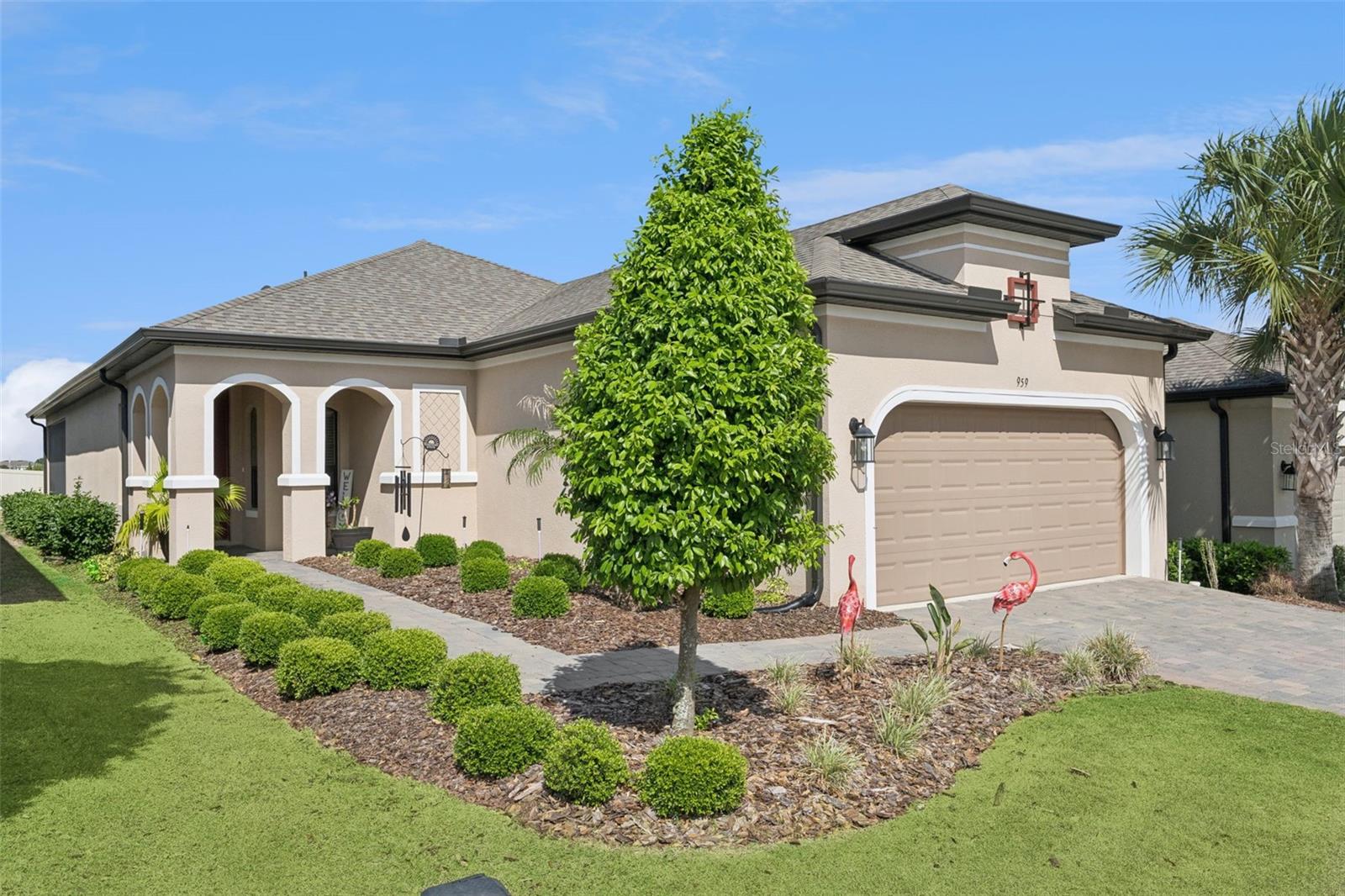 959 BRAEWOOD DRIVE