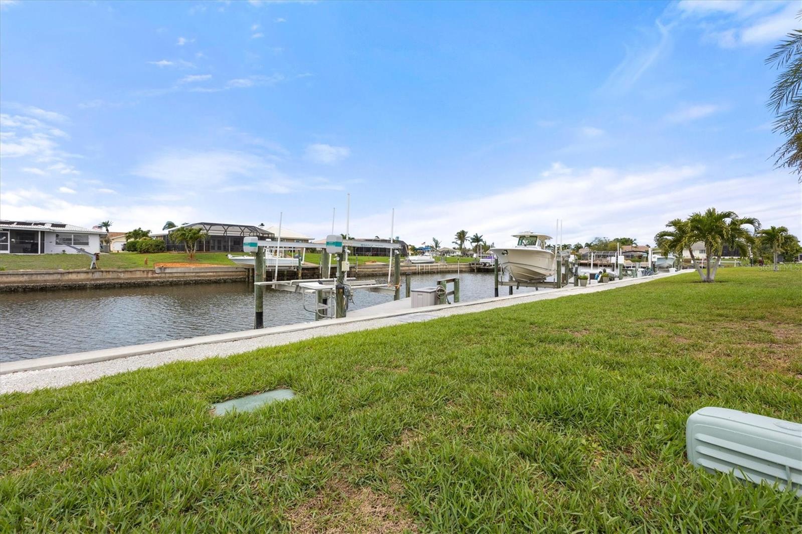 ENGLEWOOD ISLES - Residential