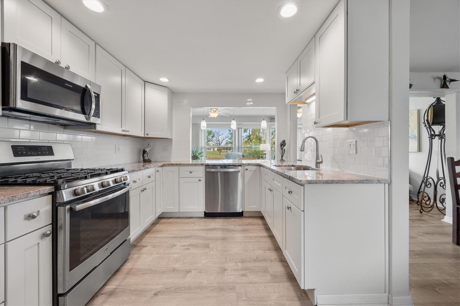 ENGLEWOOD ISLES - Residential