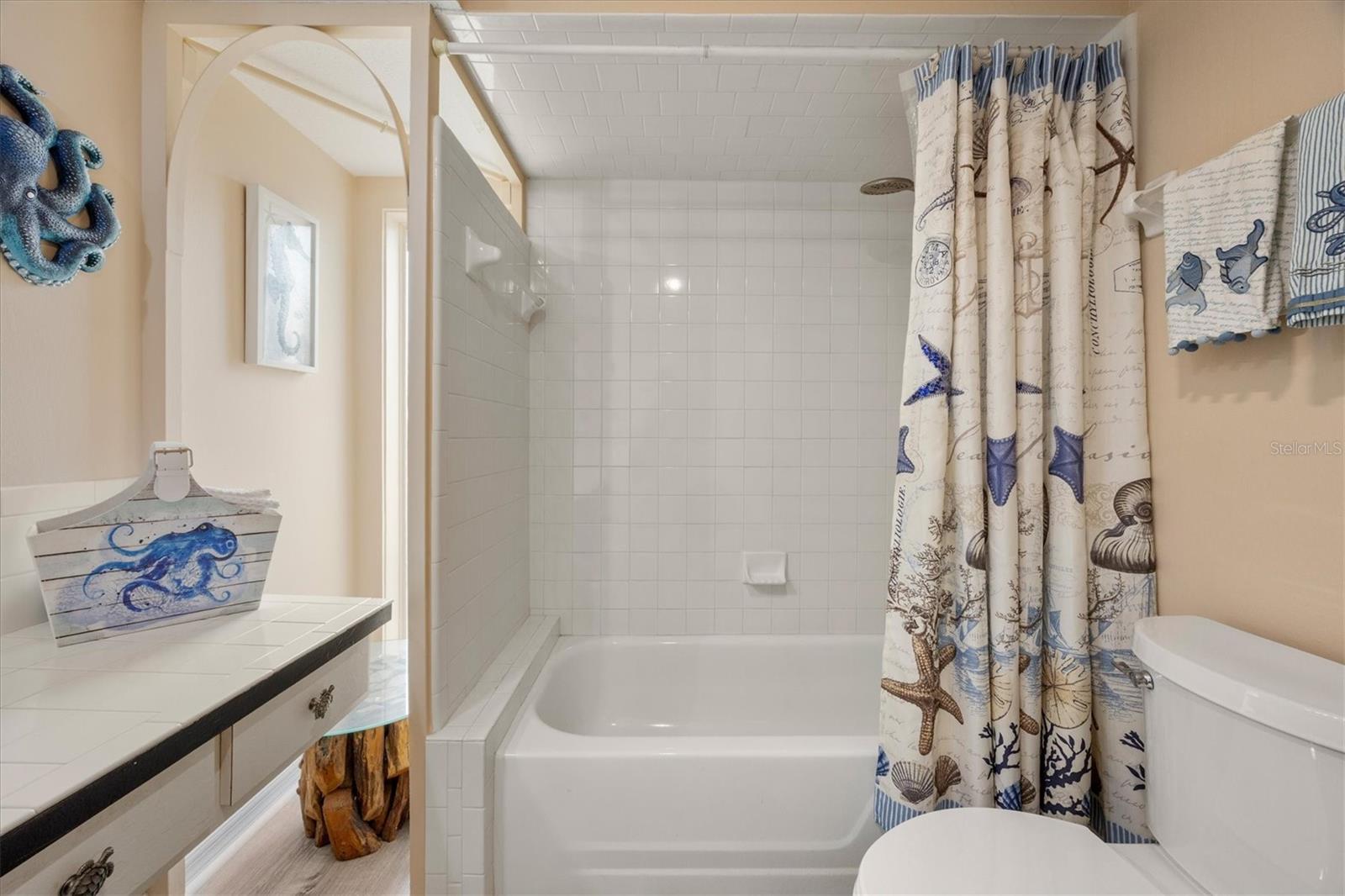 ENGLEWOOD ISLES - Residential