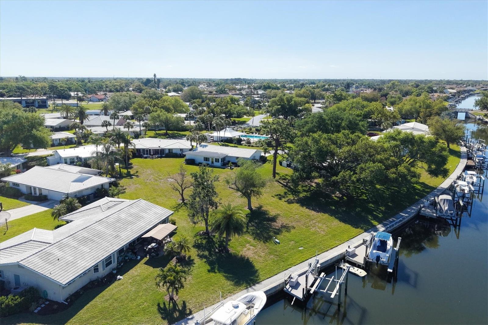 ENGLEWOOD ISLES - Residential