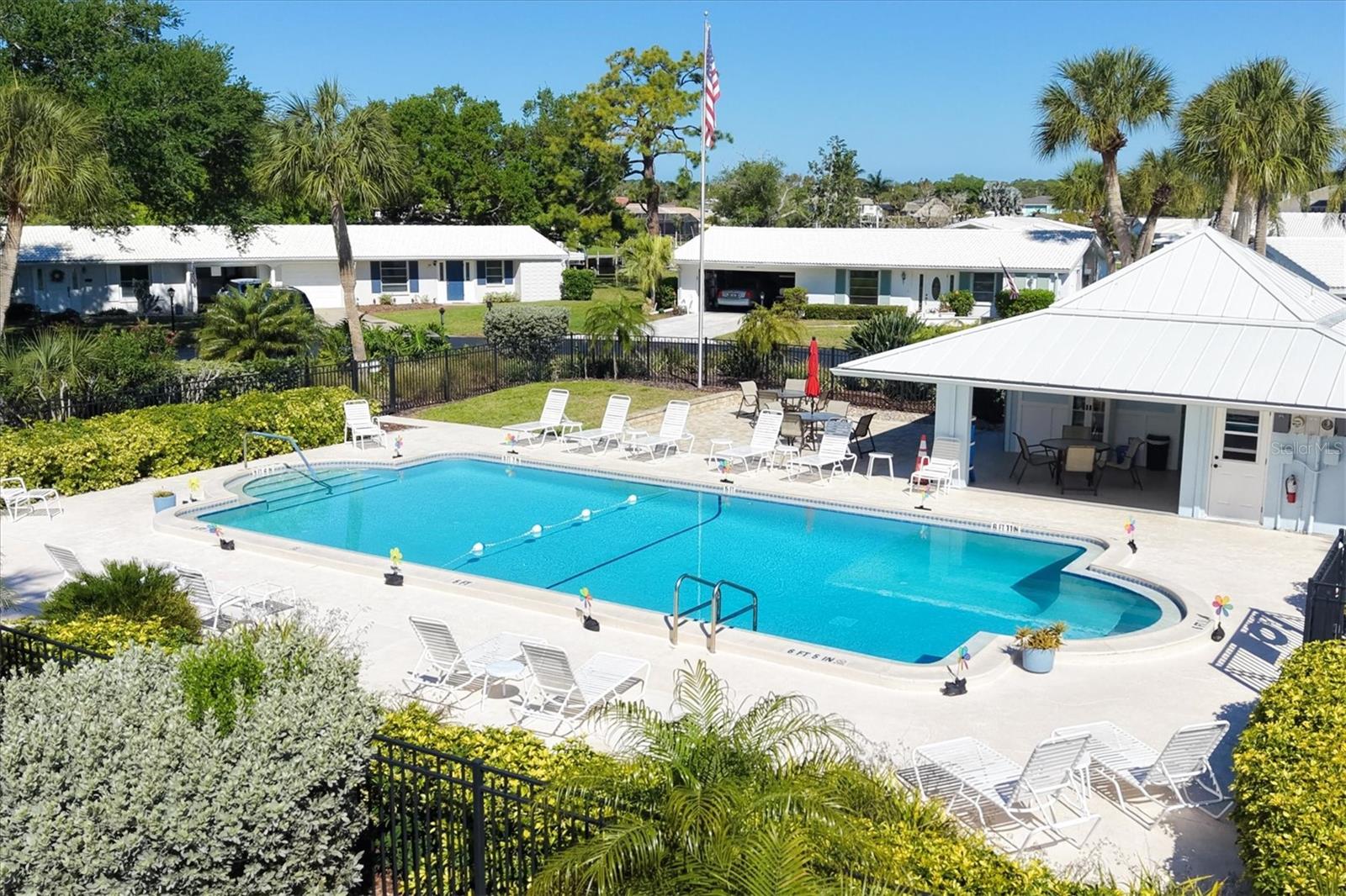 ENGLEWOOD ISLES - Residential