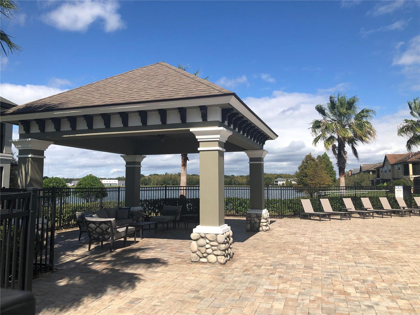 MAPLE GLEN/7 OAKS - Residential Lease