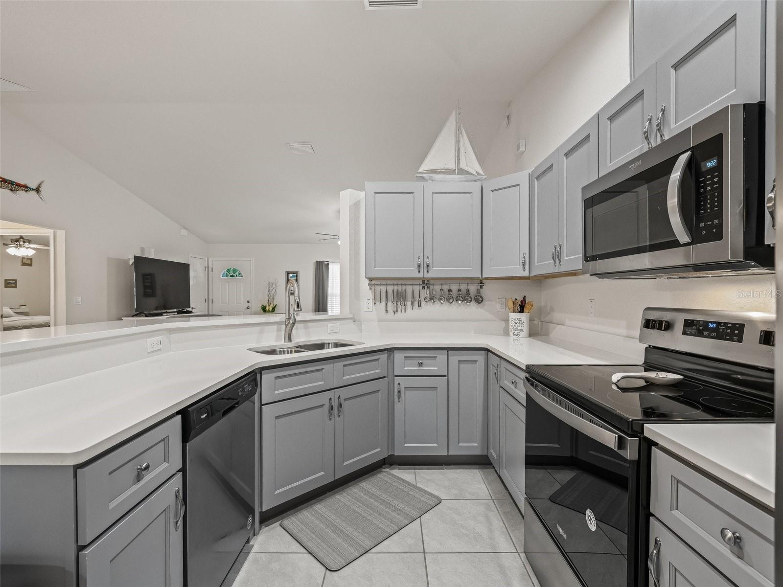 ORANE BLOSSOM HILLS UN #1 - Residential