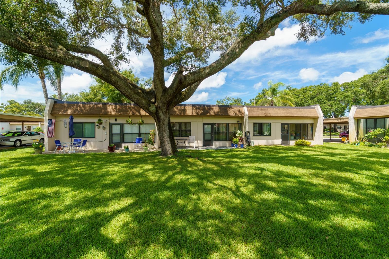 1507 FLINT DRIVE W 1507