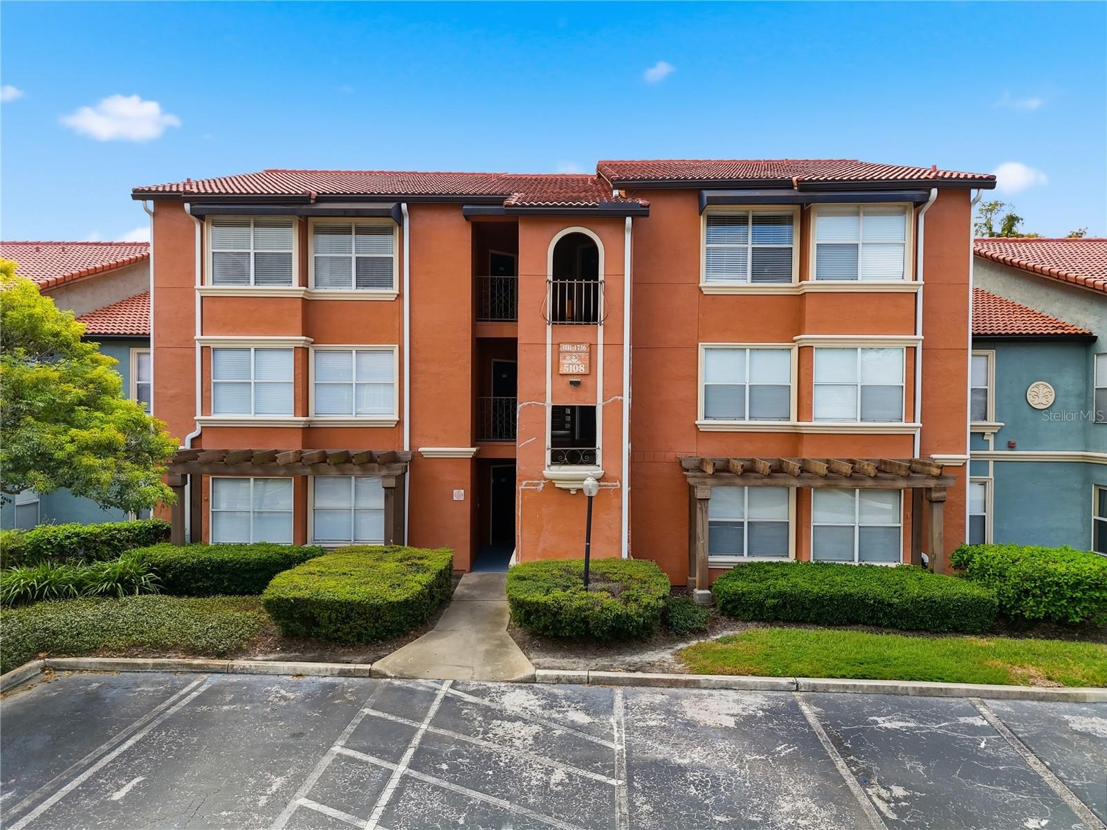 5108 CONROY ROAD 1724
