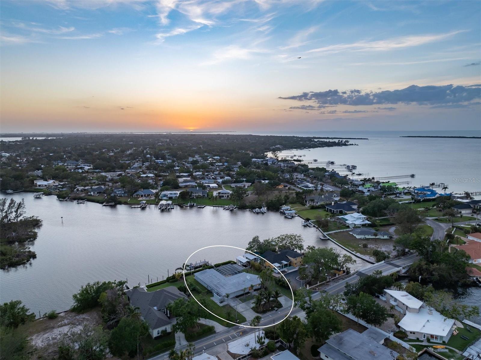 LARMARIE SHORES - Residential
