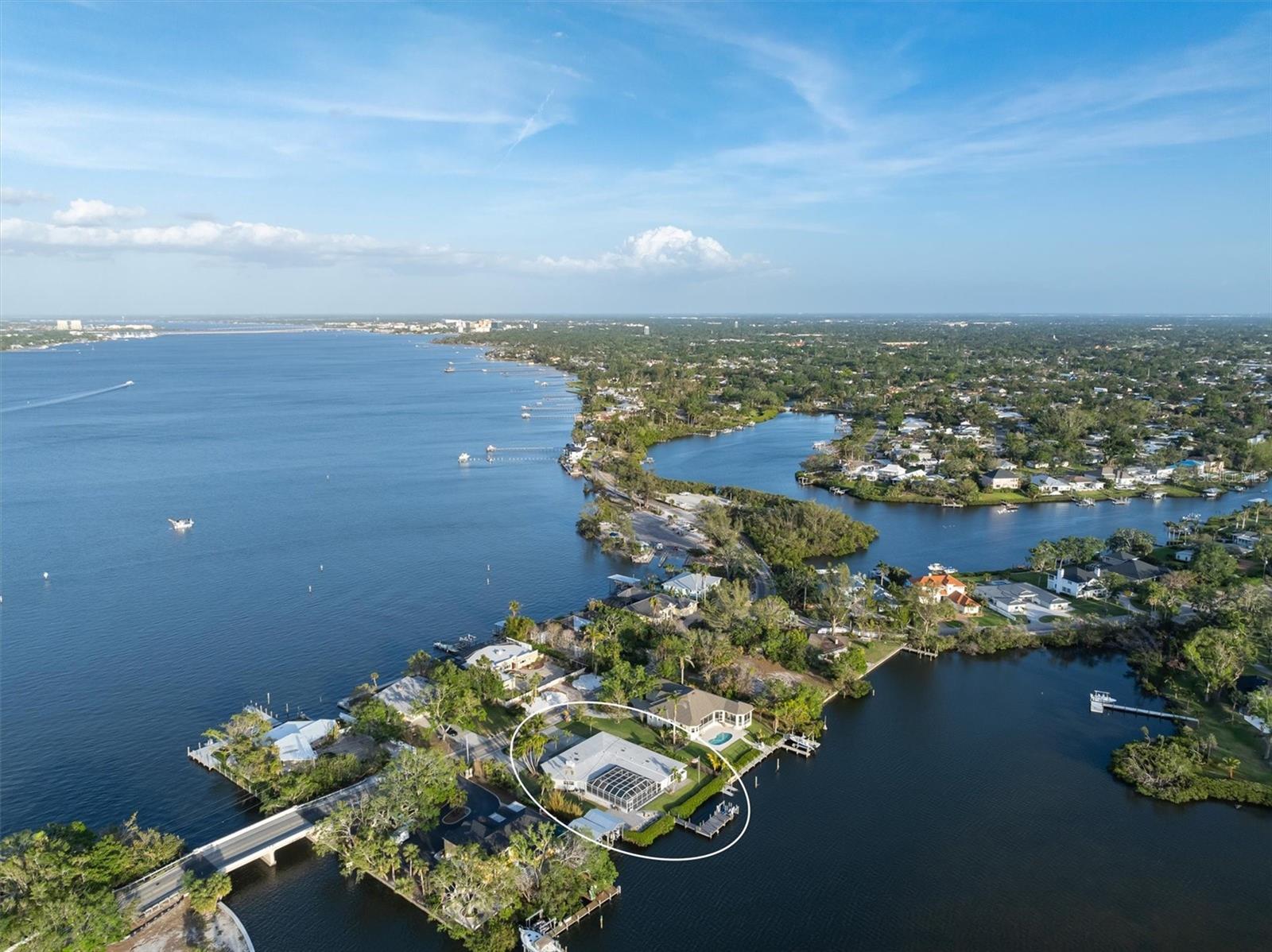 LARMARIE SHORES - Residential