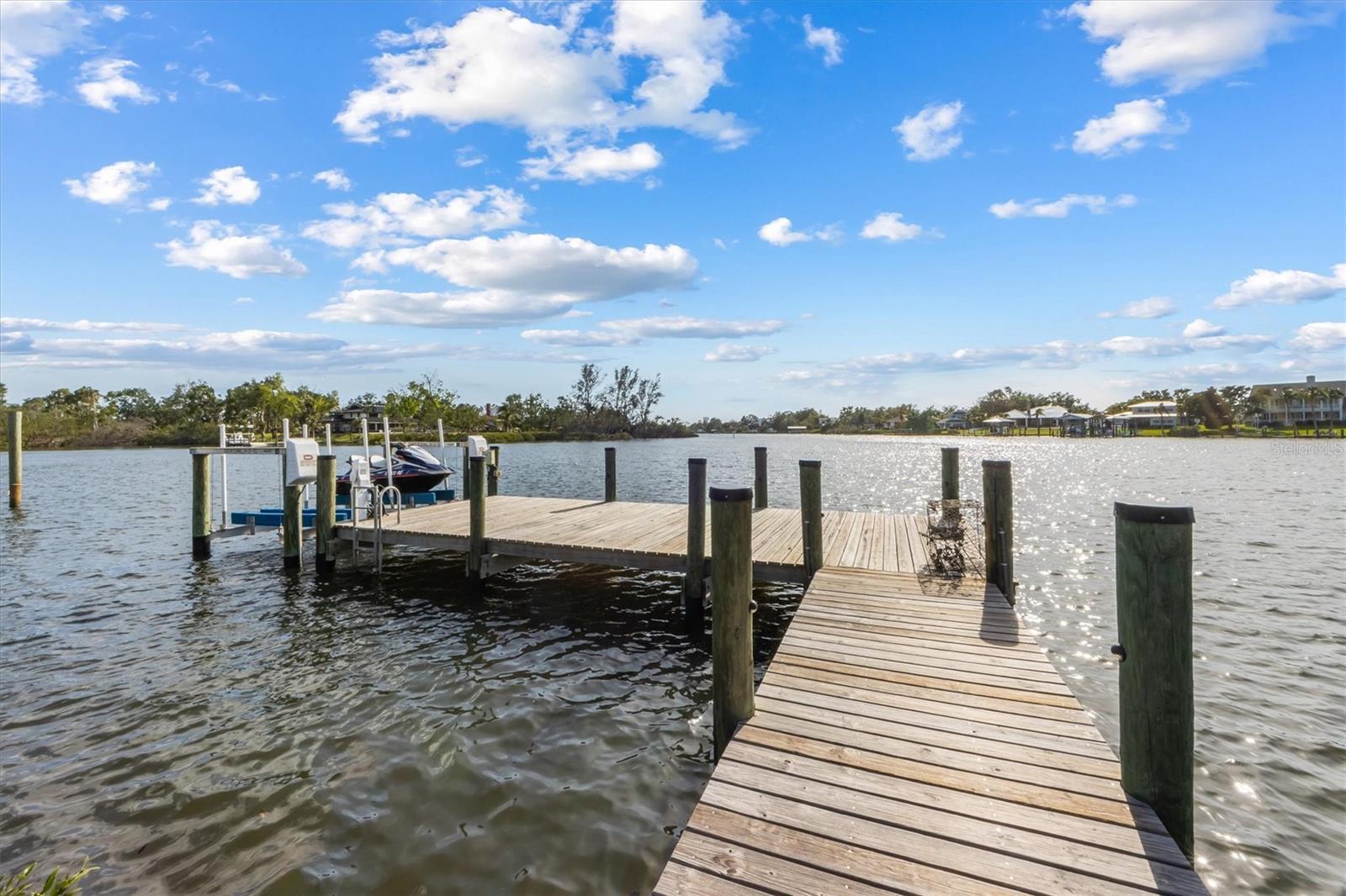 LARMARIE SHORES - Residential