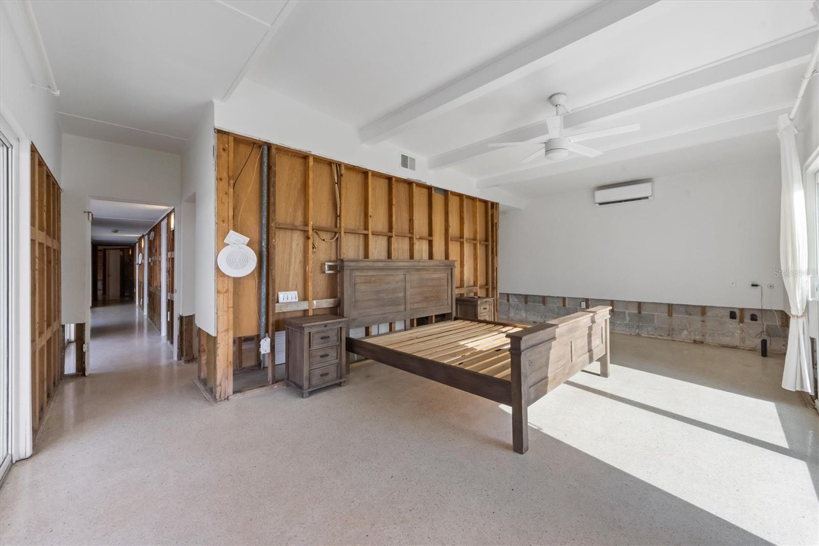 LARMARIE SHORES - Residential