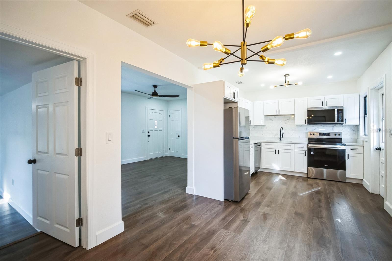 3710 W GRIFLOW STREET