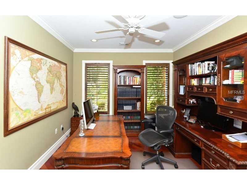 PARADISE SHORES - Residential