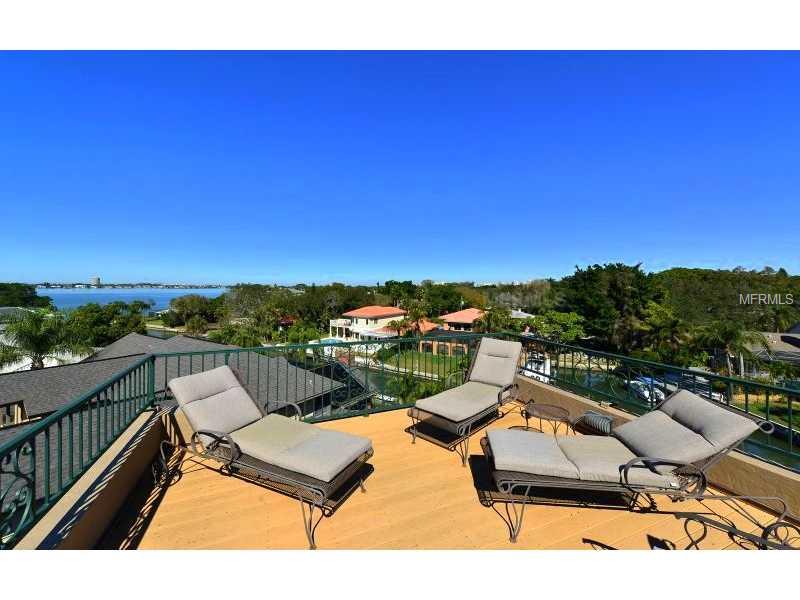 PARADISE SHORES - Residential