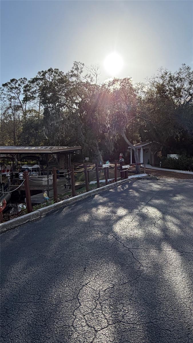 TAVARES FOX RUN MOBILE HOME - Residential