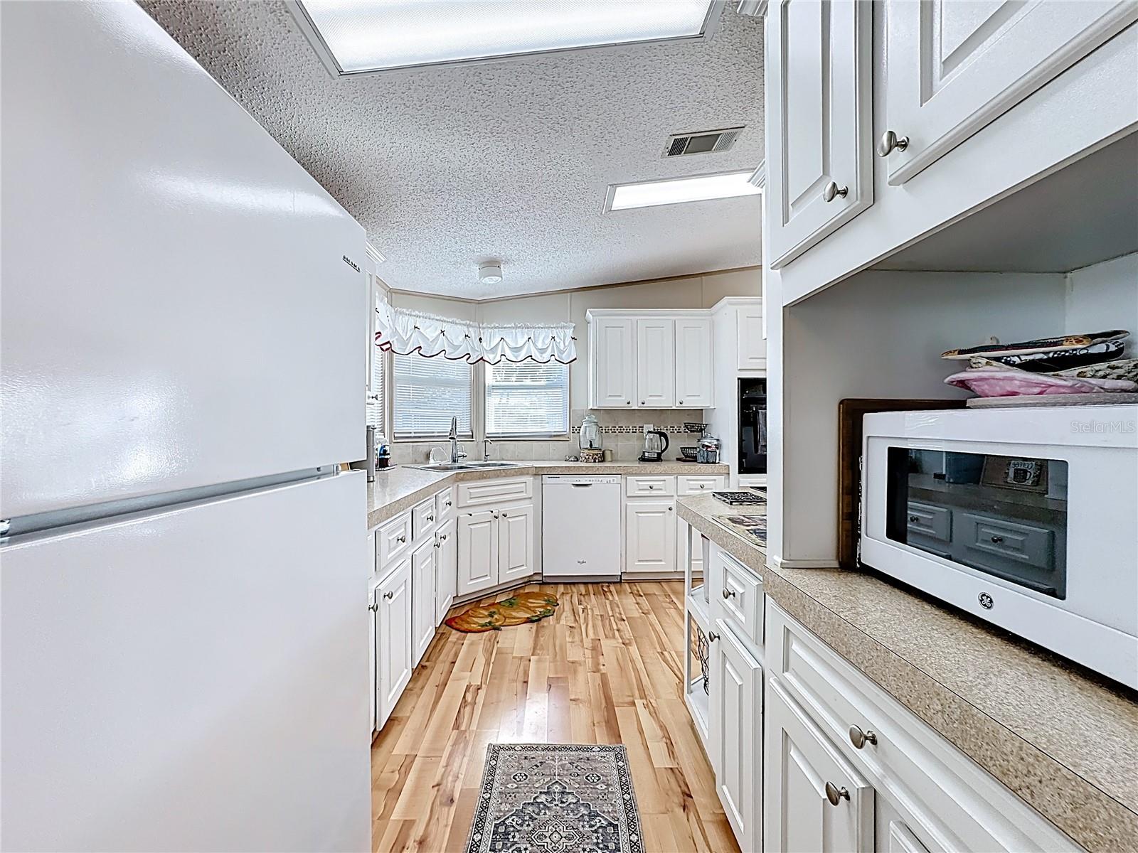 TAVARES FOX RUN MOBILE HOME - Residential