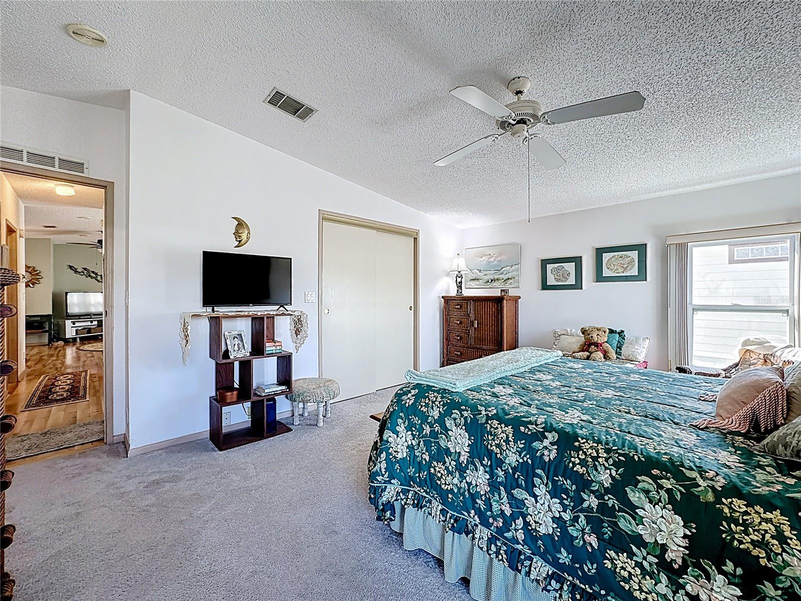 TAVARES FOX RUN MOBILE HOME - Residential