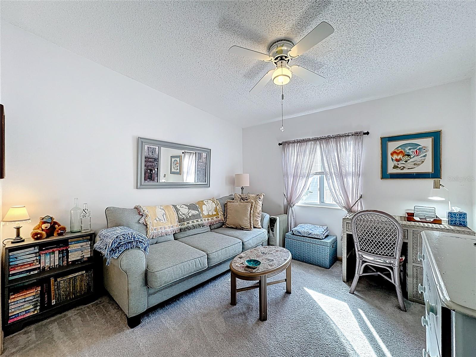 TAVARES FOX RUN MOBILE HOME - Residential