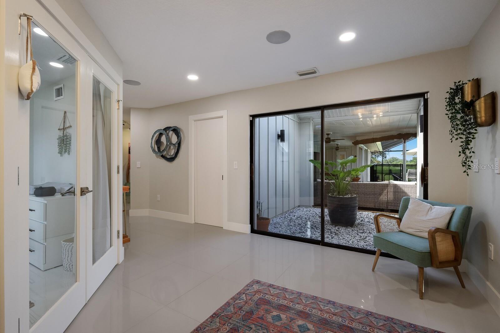 COUNTRY CLUB OF SARASOTA THE - Residential Lease