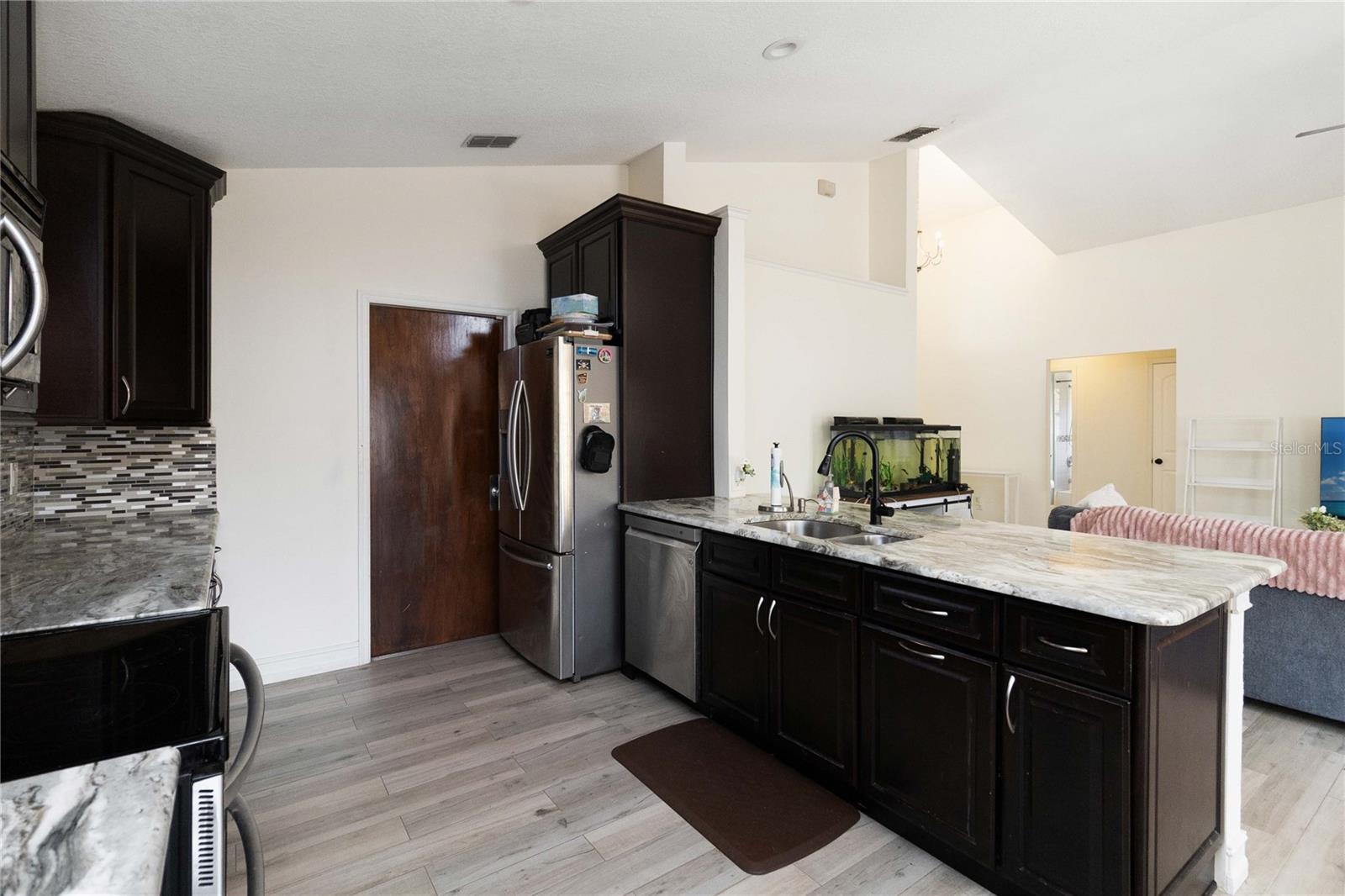 RIVERSIDE AT TWIN RIVERS UN 1 - Residential