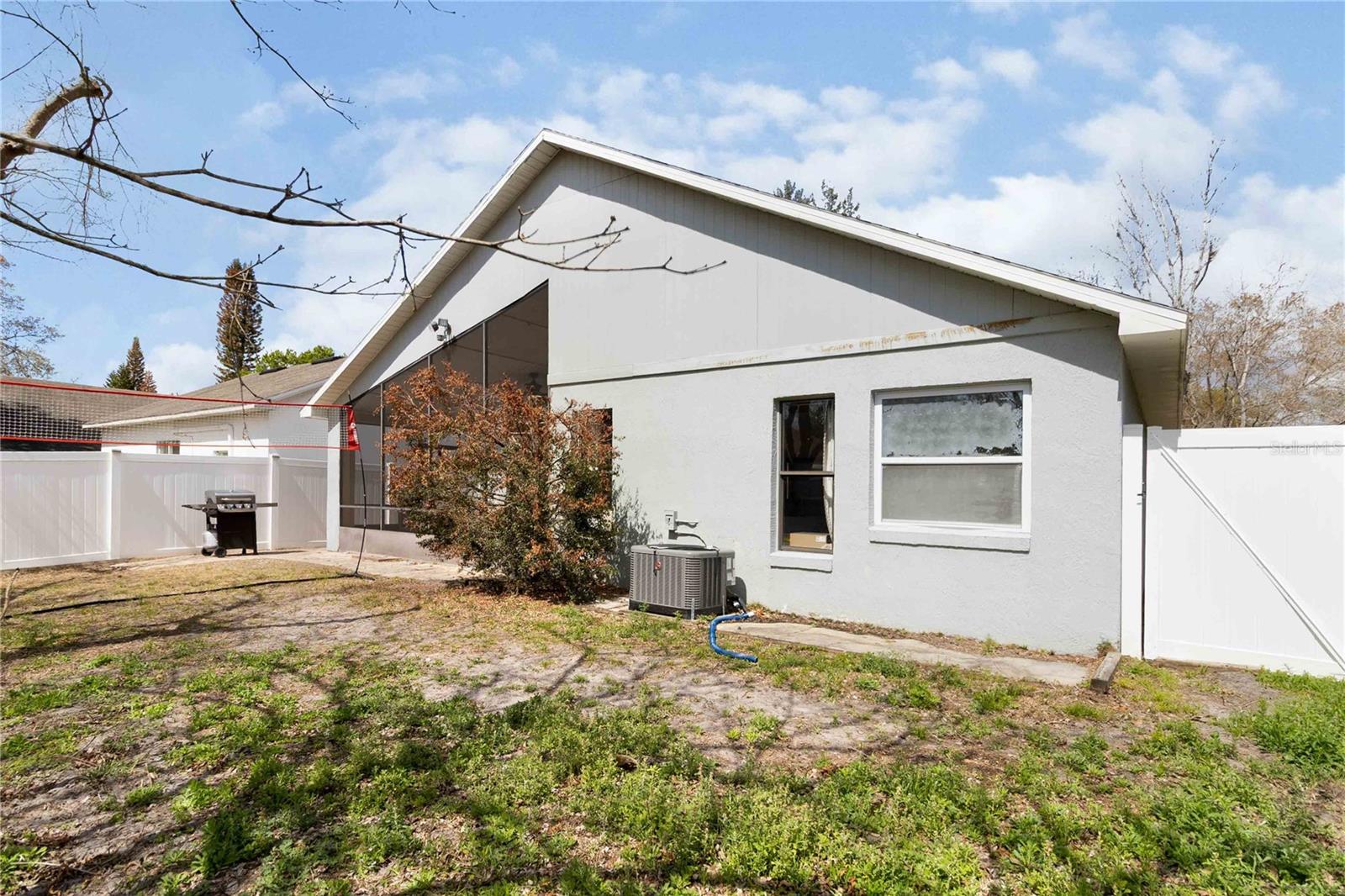 RIVERSIDE AT TWIN RIVERS UN 1 - Residential