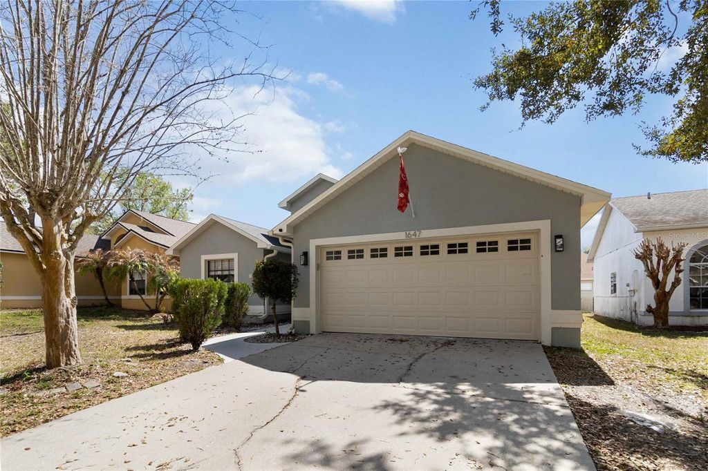 Photo of 1647 Riveredge Road, Oviedo, FL 32766 (MLS # O6389107)
