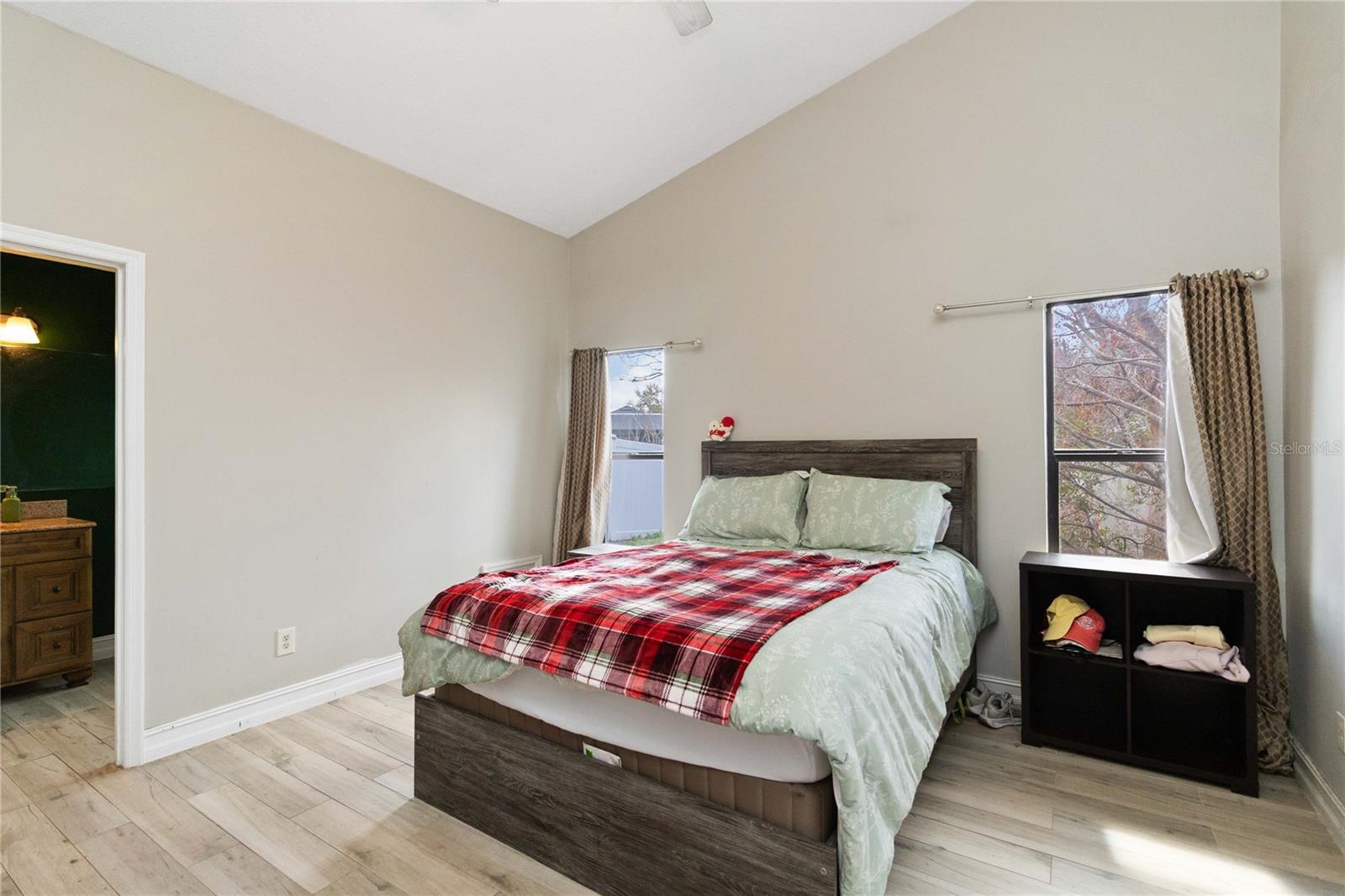 RIVERSIDE AT TWIN RIVERS UN 1 - Residential