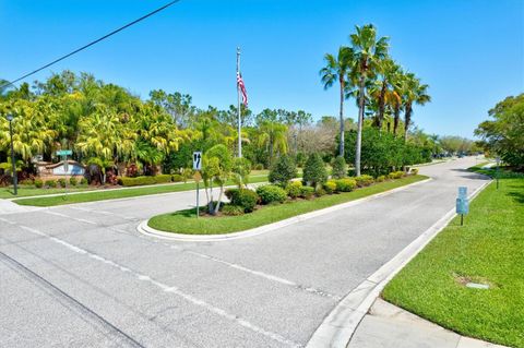 A home in PARRISH