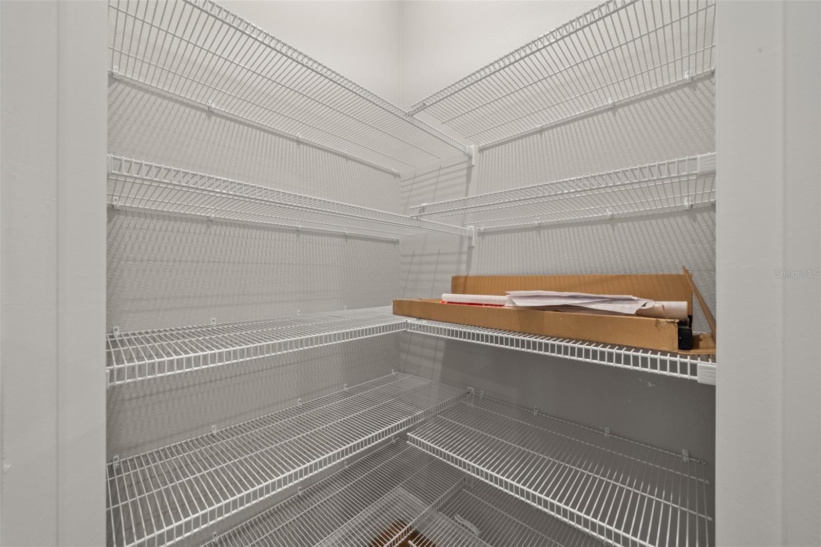 SUN N LAKE - Residential