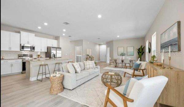 SUN N LAKE - Residential