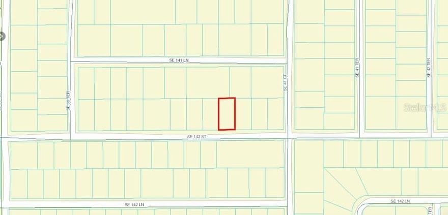 Vacant land in Belleview Heights Estate. Perfect property to build your home, a pool and an ADU. Survey available. Here are the exact coordinates: 29°00'55"N 82°04'48"W
No mobile homes allowed here. Needs well and septic. All new construction in the area. Around 15 min from the villages. Priced to sell. 
Address: SE 142ND ST, SUMMERFIELD FL 34491-7175