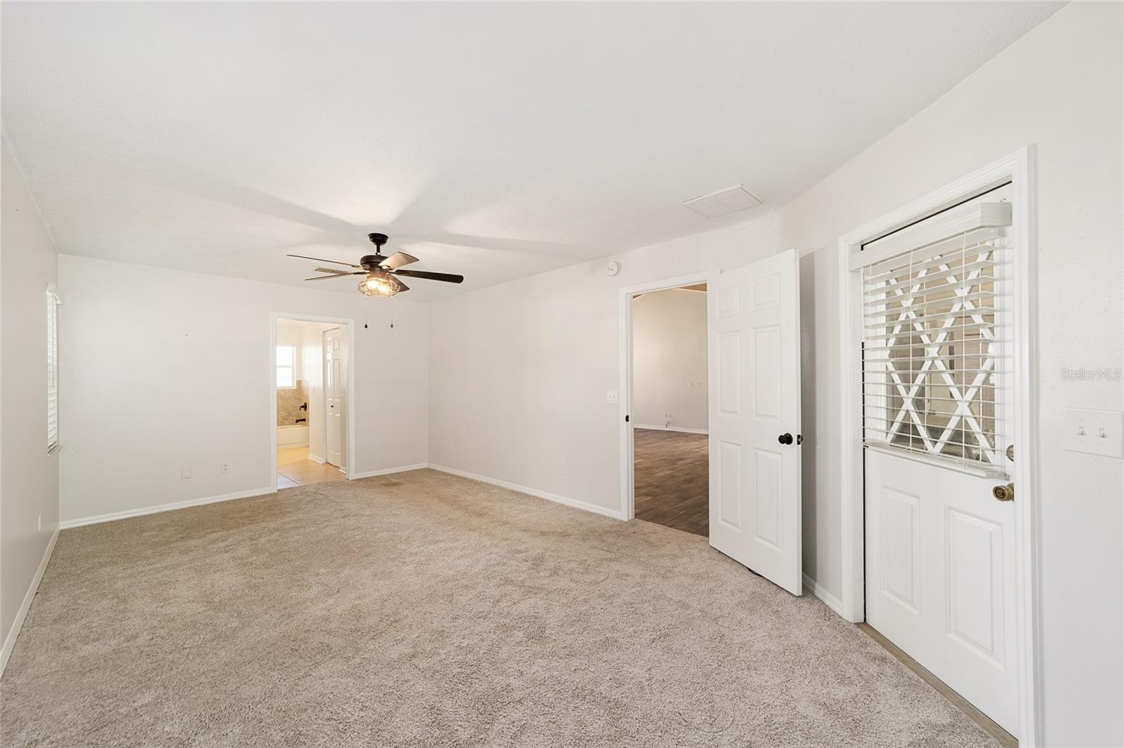 ROLLING HILLS UN 05 - Residential