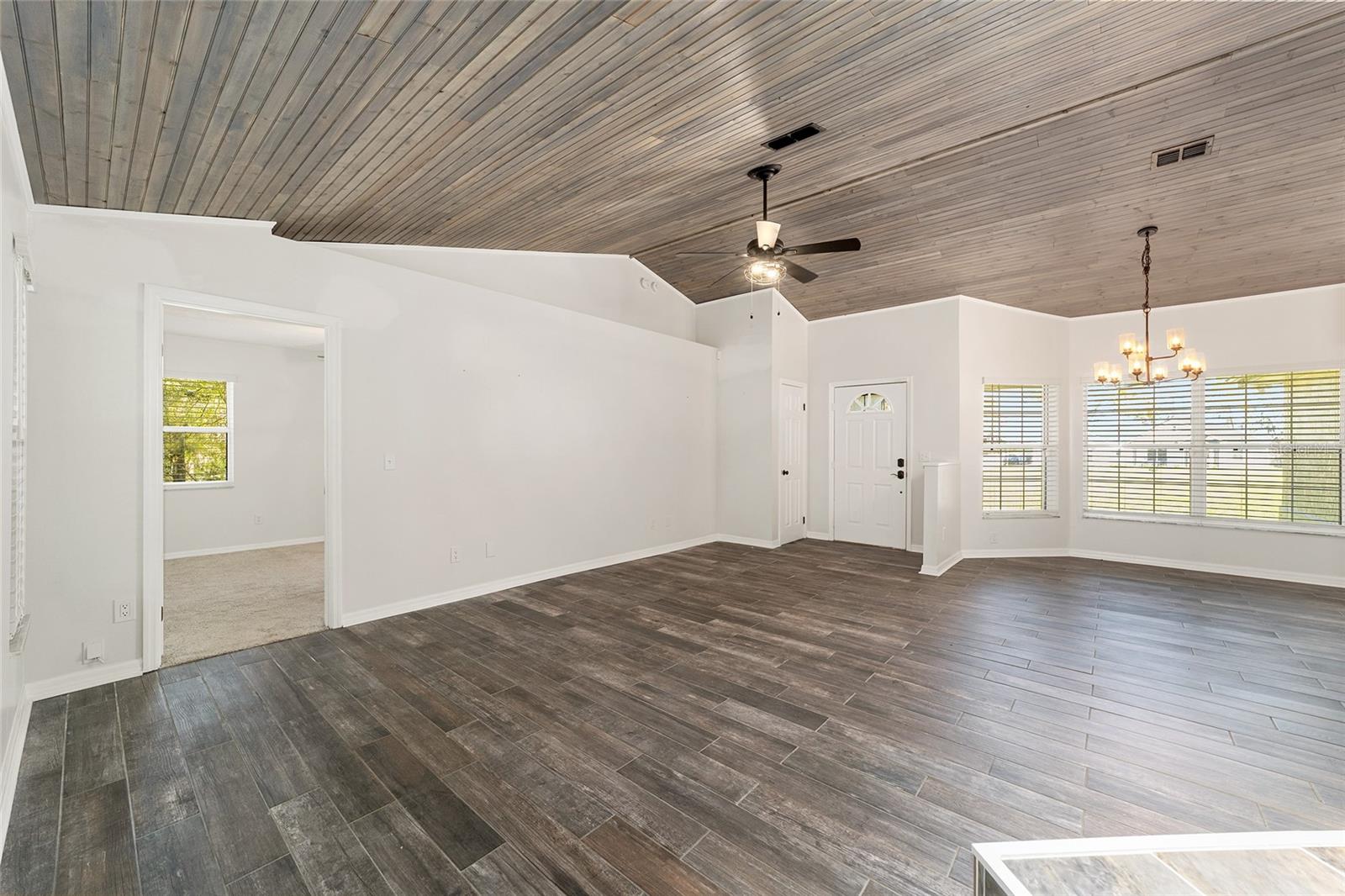 ROLLING HILLS UN 05 - Residential