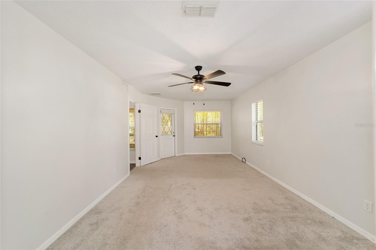 ROLLING HILLS UN 05 - Residential