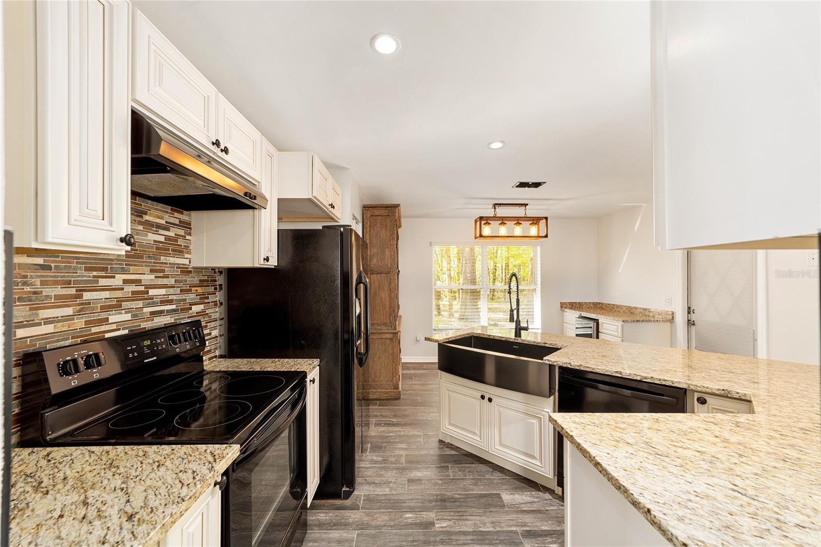 ROLLING HILLS UN 05 - Residential