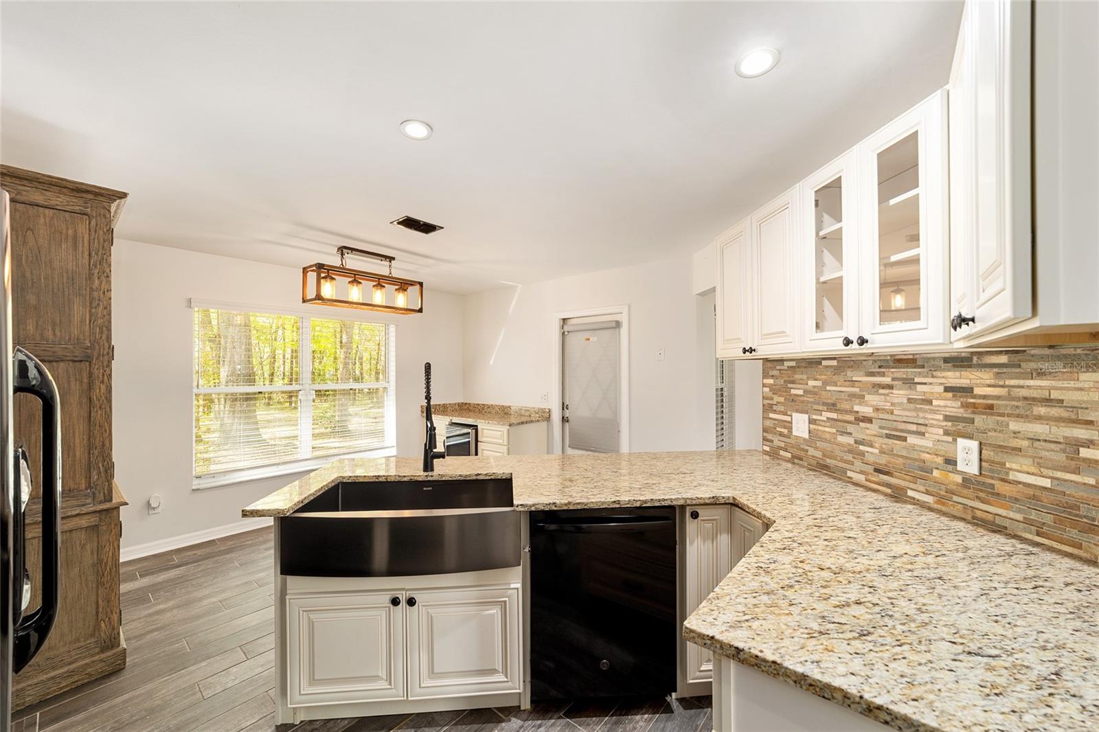 ROLLING HILLS UN 05 - Residential