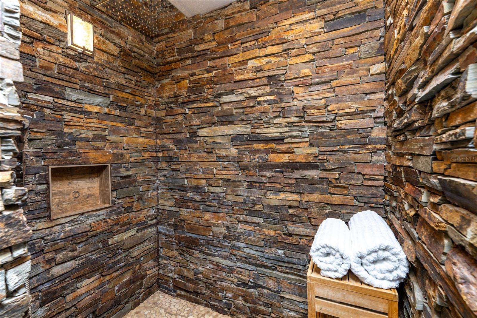 PUNTA GORDA ISLES SEC 05 - Residential