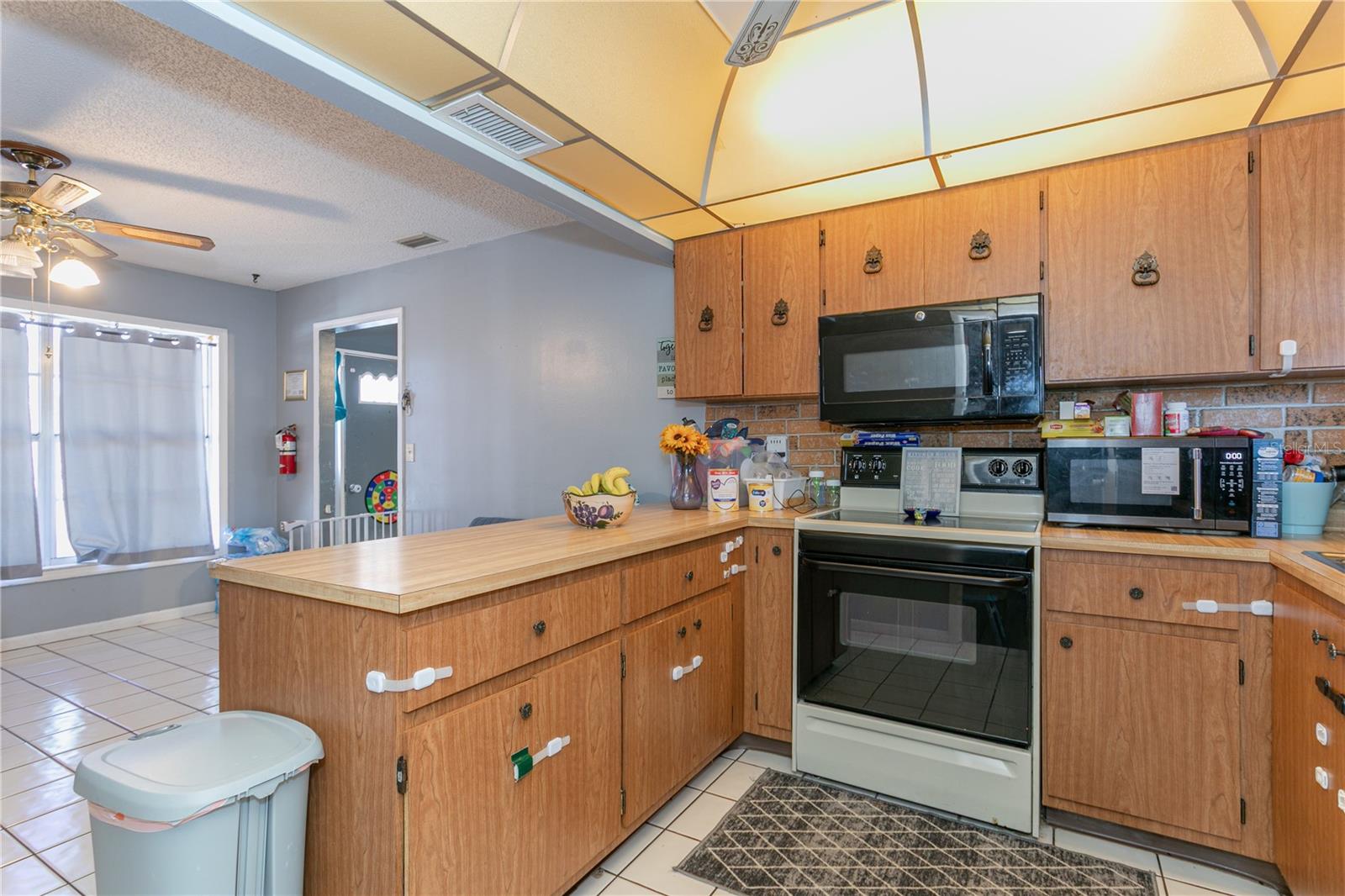 SANDPOINTE 1ST ADD - Residential